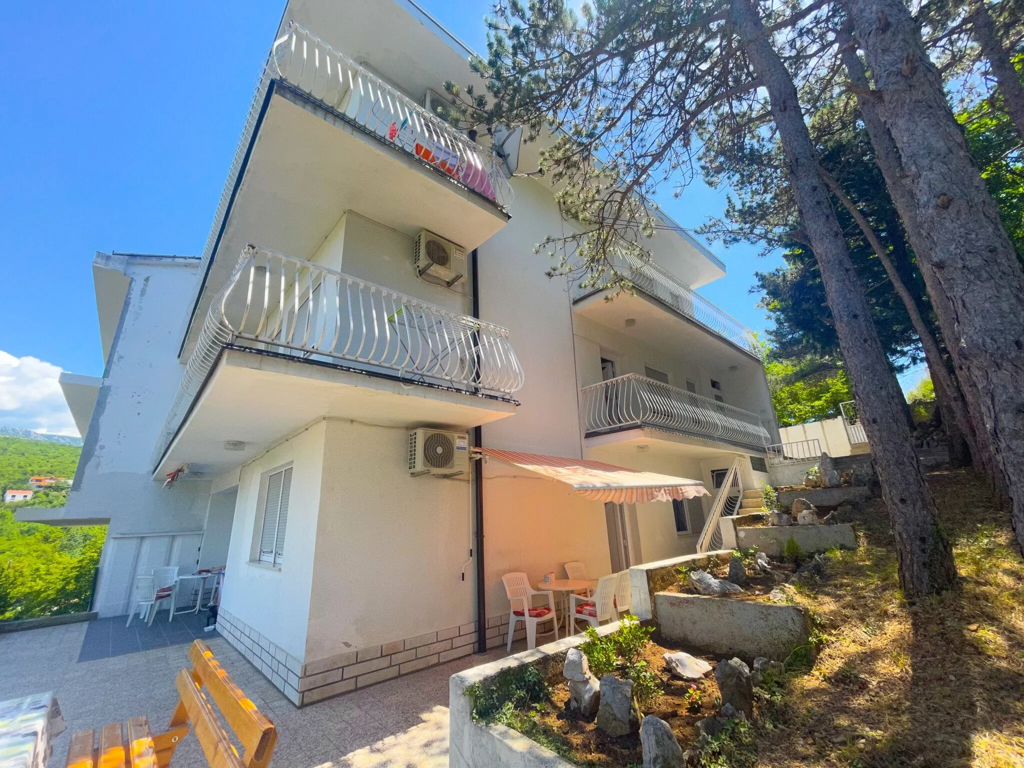 Apartmani Combaj Jadranovo