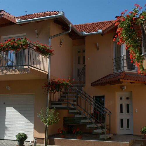 Piroska Deluxe Apartmanház Hévíz  3