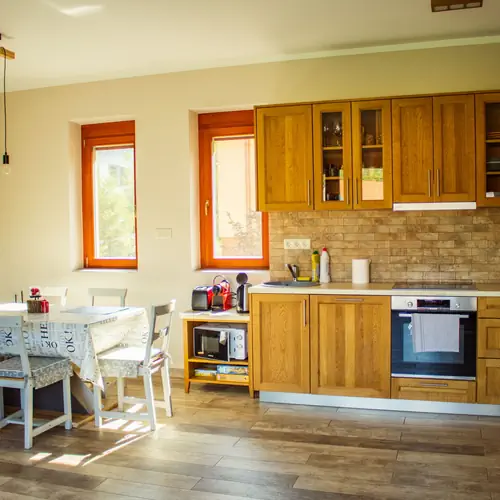 konyha+&eacute;tkező