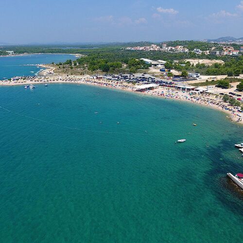 Beach Rezalište, 100m from apartment