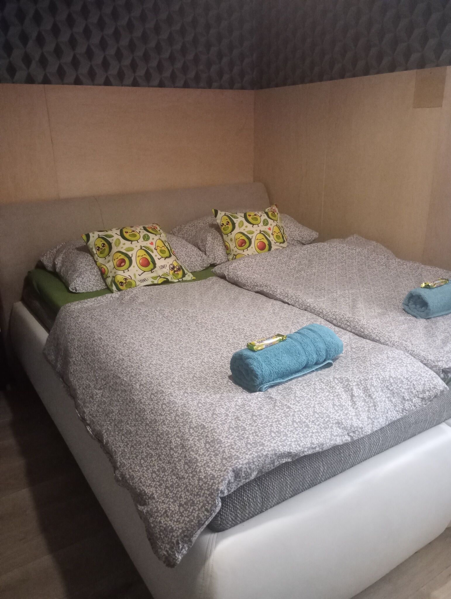 Sétáló utcai Avokádó Apartman Keszthely