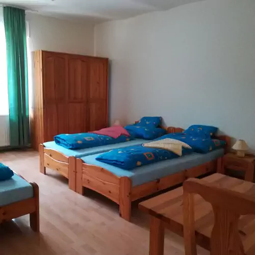 Montana Vendégház Balatonederic 013 kép