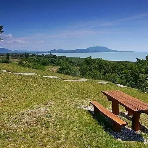 Montana Vendégház Balatonederic 036 kép