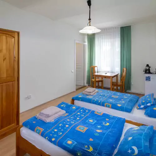 Montana Vendégház Balatonederic 006 kép