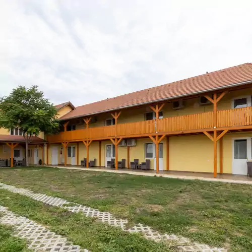 Montana Vendégház Balatonederic 033 kép