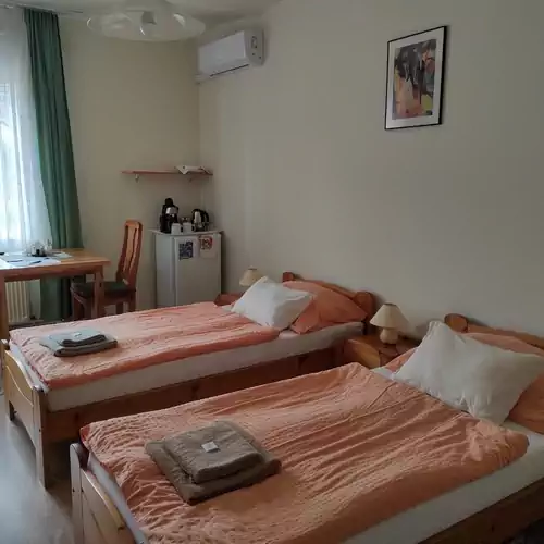 Montana Vendégház Balatonederic 021 kép