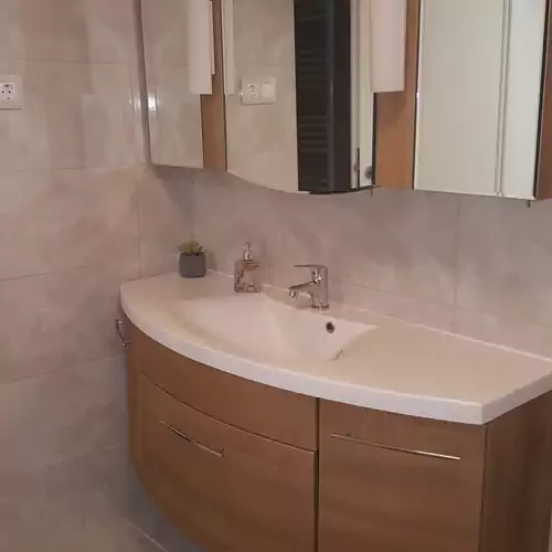 Orhidea Szuterén Apartman Győr 018 kép