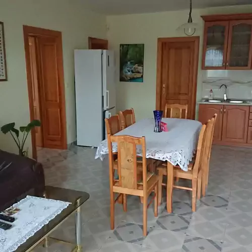 Marika Apartman 2 Lesencetomaj 007 kép