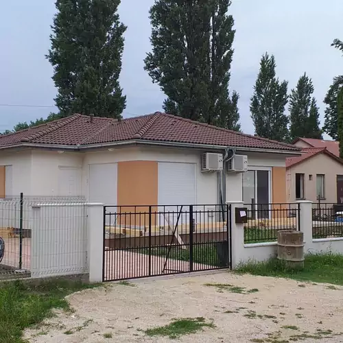 Dóra Apartman Balatonboglár 002 kép