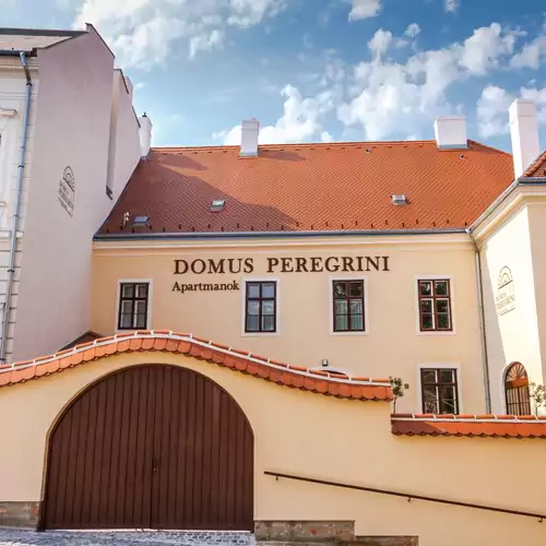 Domus Peregrini Apartmanok Győr 002 kép