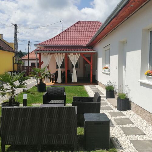 White House Apartman Bogács