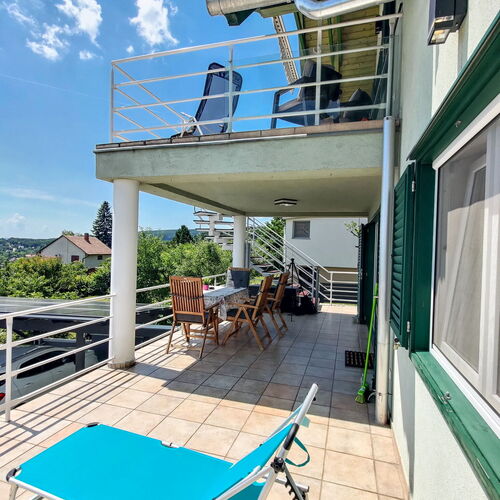 Vasvirág- Buzogány apartman terasz