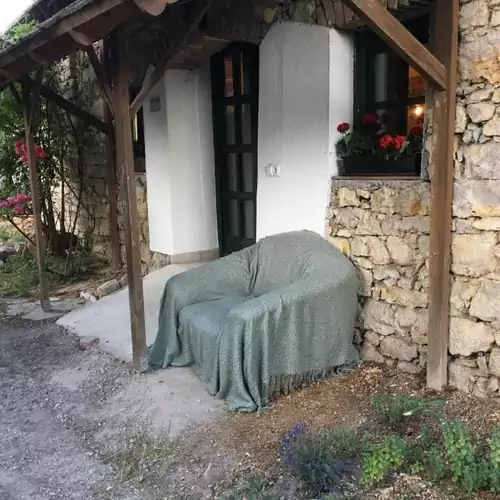 Nyitva Apartman Balatonfüred 001 kép