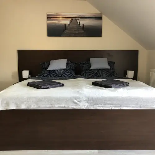 180*200-as francia&aacute;gy