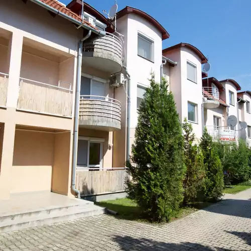 Nóri Kölcsey Apartman Hajdúszoboszló 003 kép