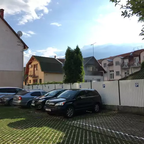 Nóri Kölcsey Apartman Hajdúszoboszló 004 kép