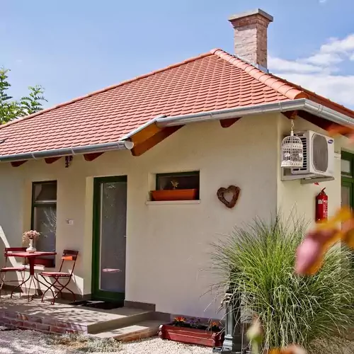 Villa Kamilla Gyula 001 kép