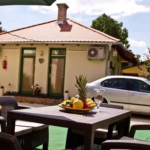 Villa Kamilla Gyula 002 kép