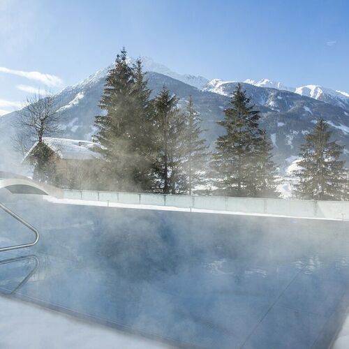 SPA outdoor pool 
