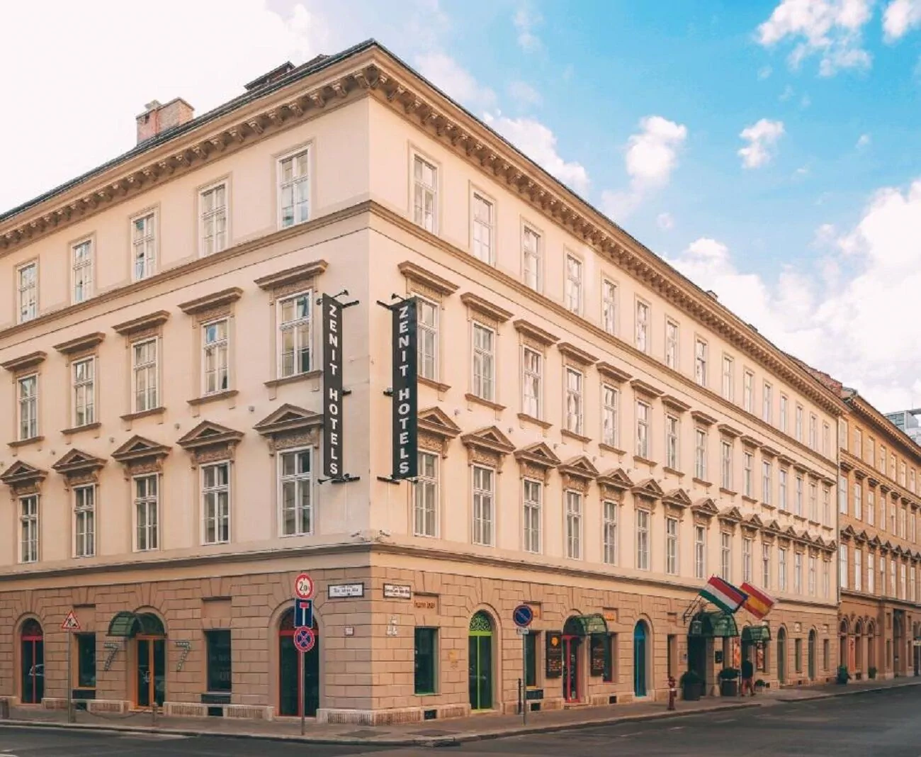 Zenit Palace Hotel Budapest 003