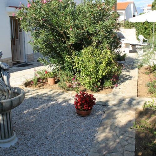 Apartmani Lucija Novalja  4