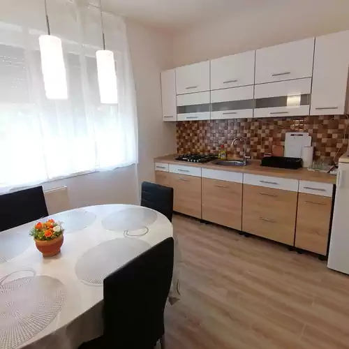 Tímea Apartman Balatonlelle 004 kép