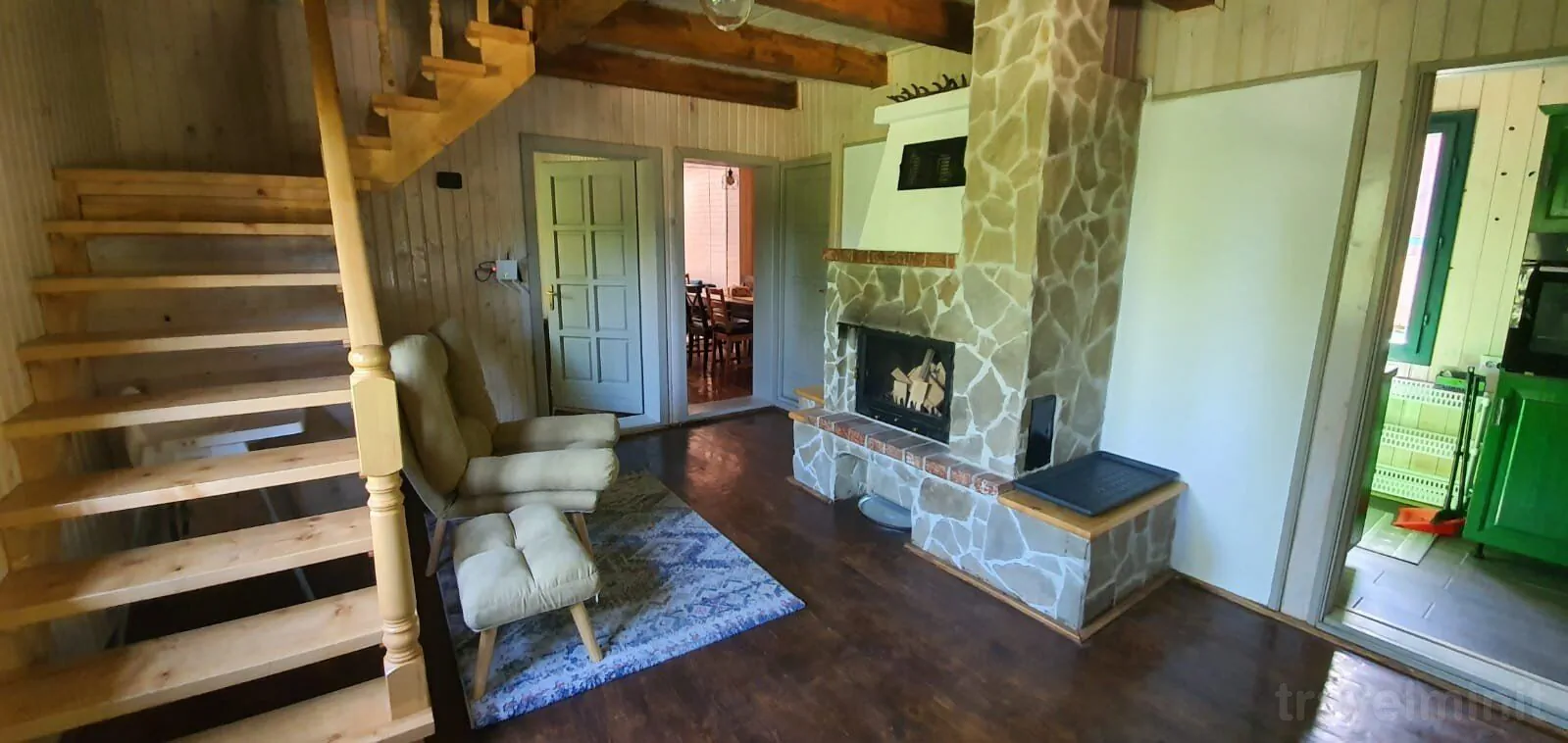 Casa Dintre Brazi Comandău