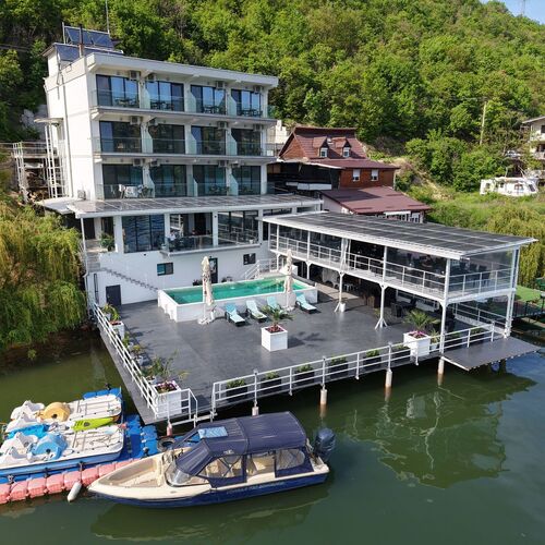 Pensiunea Sunshine Eșelnița