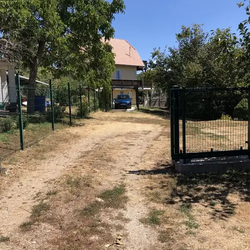 Kertből a Balatonra Vendégház Révfülö 031 kép