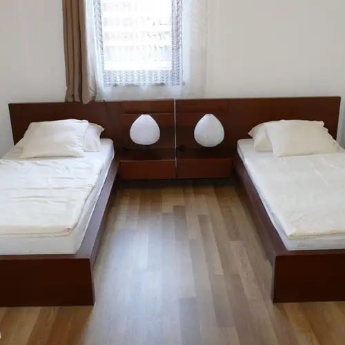 D&oacute;zsa Apartman ( 10 fős ) - szoba