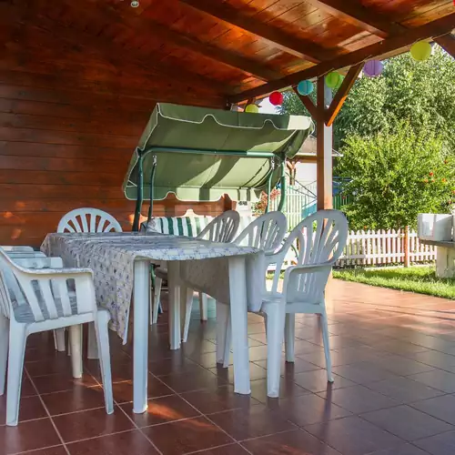 Gurdán Nyaraló Balatonmáriafürdő 003 kép