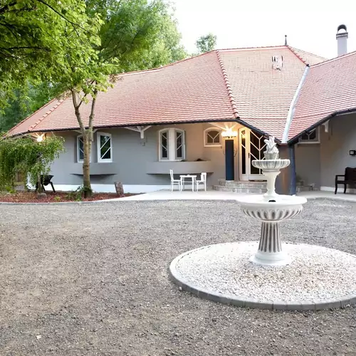 Fehérház Apartman Bélmegyer 013 kép