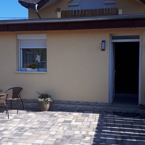 G és G Apartman Vonyarcvashegy  2