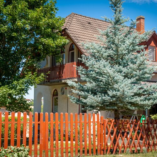 Mazsola Vendégház Tamási