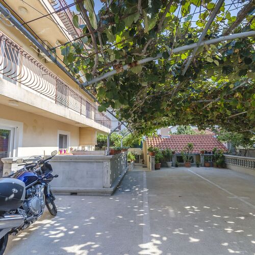 Apartments Mira I Vodice  2