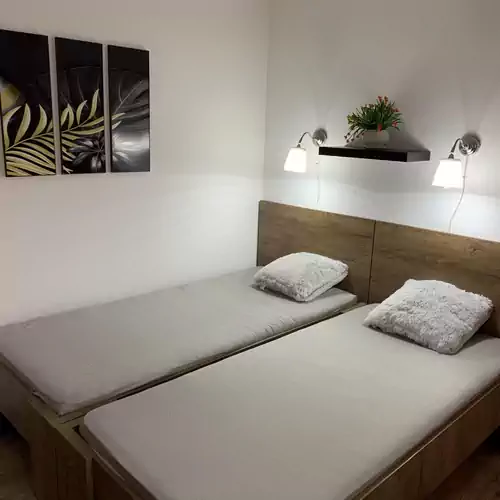 Várlak Apartman Dinnyé 006 kép