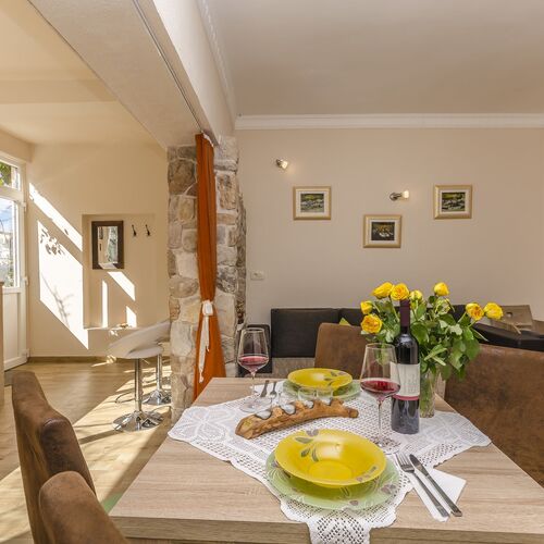 Apartment Mirella II Tribunj