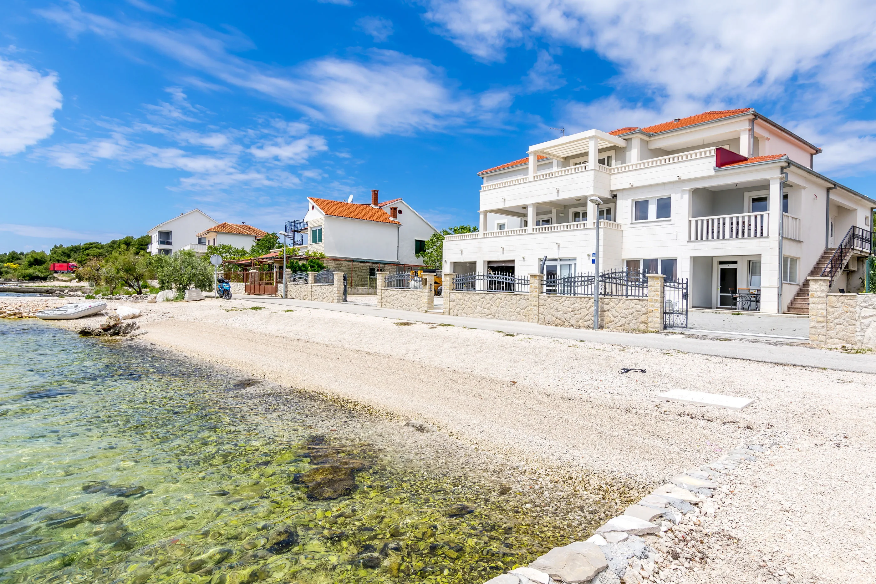 Apartments Villa J i M by the sea Stupin Celine