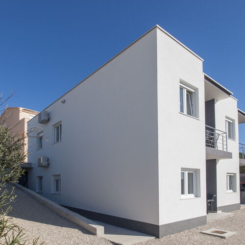 Apartments Osti Rogoznica  3