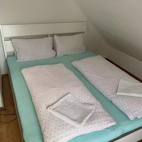 Pesti Apartmanház Bük 004 kép