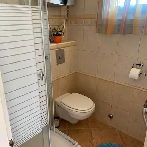 Pesti Apartmanház Bük 006 kép