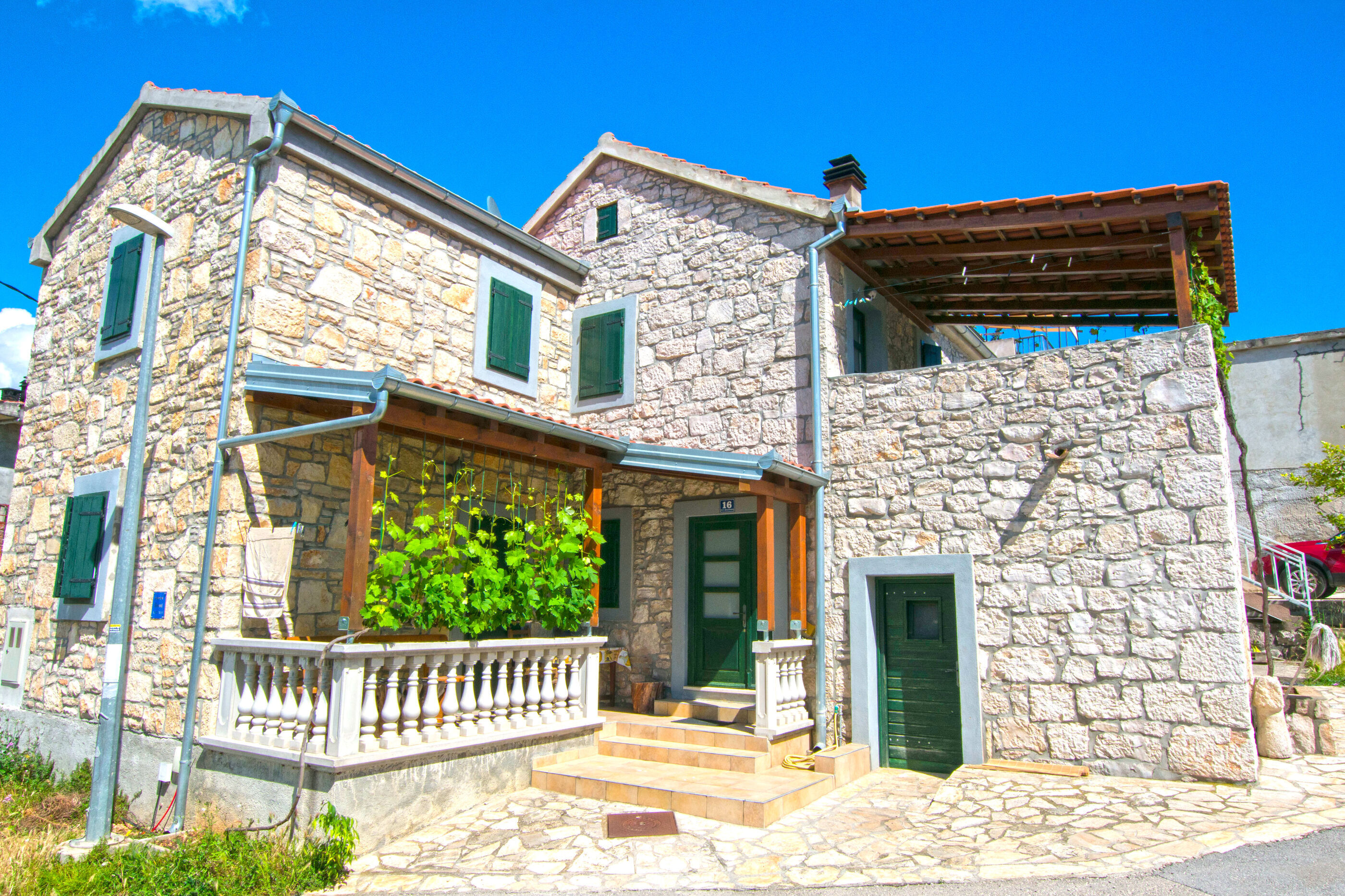 Apartment Porat Drage