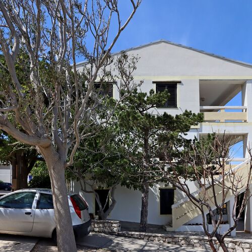 Apartmanok Parkolóhellyel Pag - 18325  2