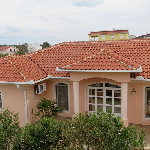 Apartmanok Parkolóhellyel Vir - 18389  2