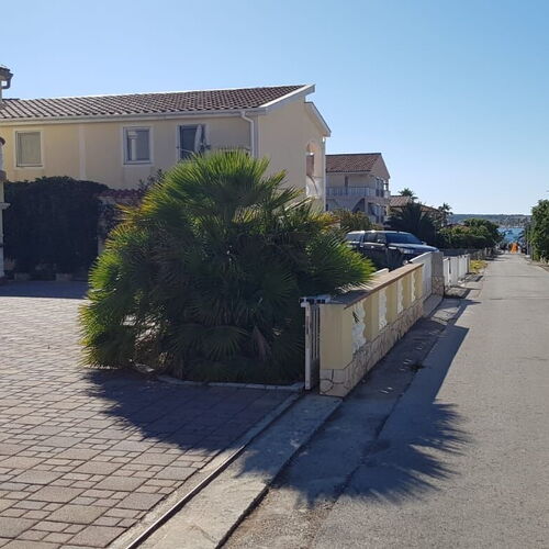 Apartmanok Parkolóhellyel Vir - 18407  4