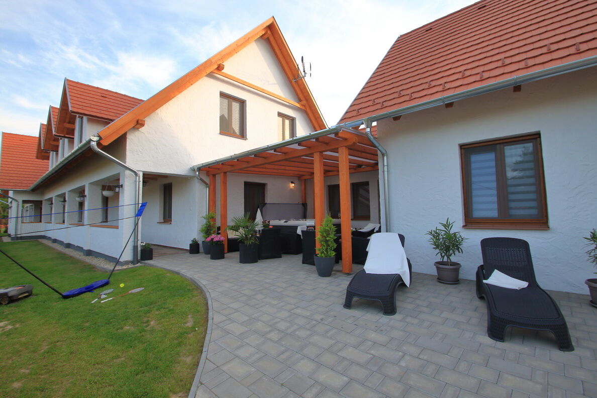 A tornácos Panzió Kéthely