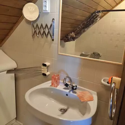 Kristály Apartmanház Vonyarcvashegy 007 kép