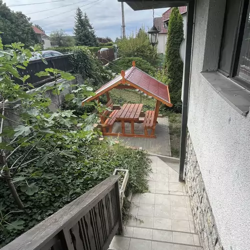 Kristály Apartmanház Vonyarcvashegy 017 kép