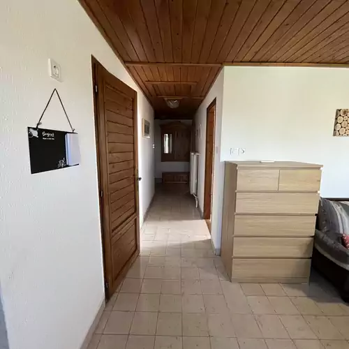 Kristály Apartmanház Vonyarcvashegy 024 kép