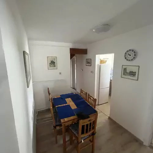 Kristály Apartmanház Vonyarcvashegy 026 kép